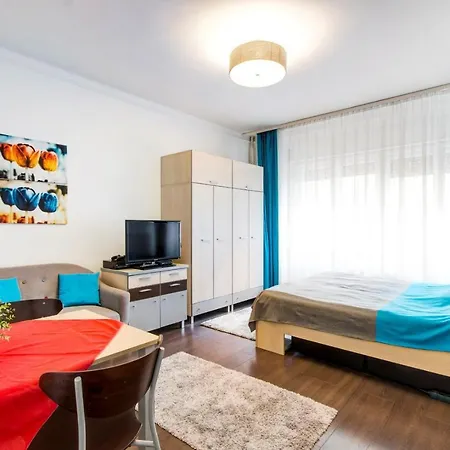 Karolyi Street - Central Location Quiet Place 2ppl Budapest