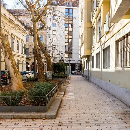 Apartment Karolyi Street - Central Location Quiet Place 2ppl *